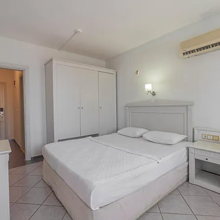 Lavina Konakli Hotel 4*