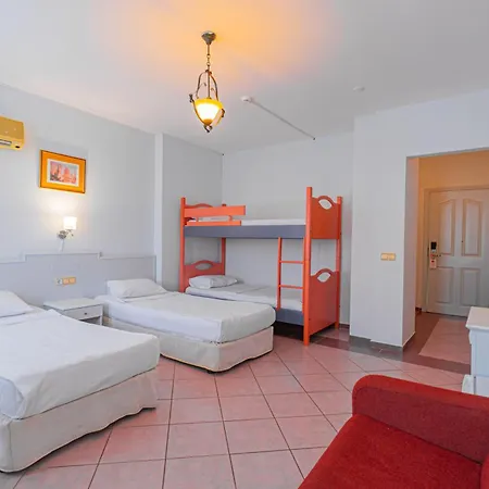 Lavina Konakli Hotell
